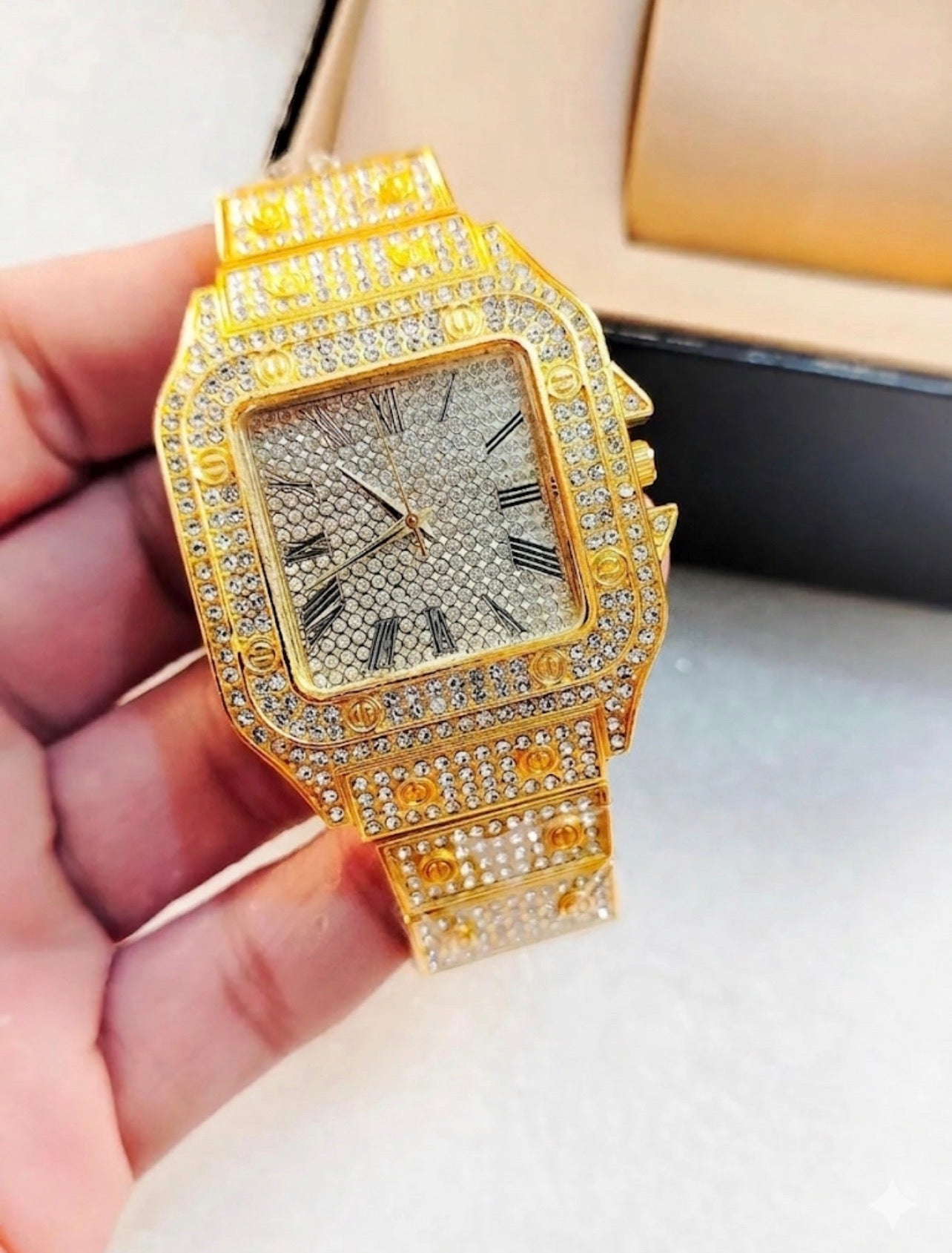 Premium Watch For Men & Women